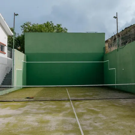 Casa Vidana Con Jardin Privado Y Pista De Padel Apartment *