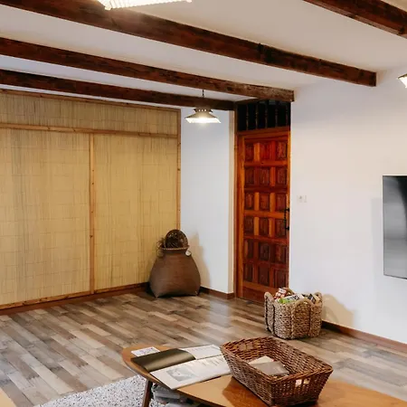 Casa Con Jardin Familias Y Grupos アパート *